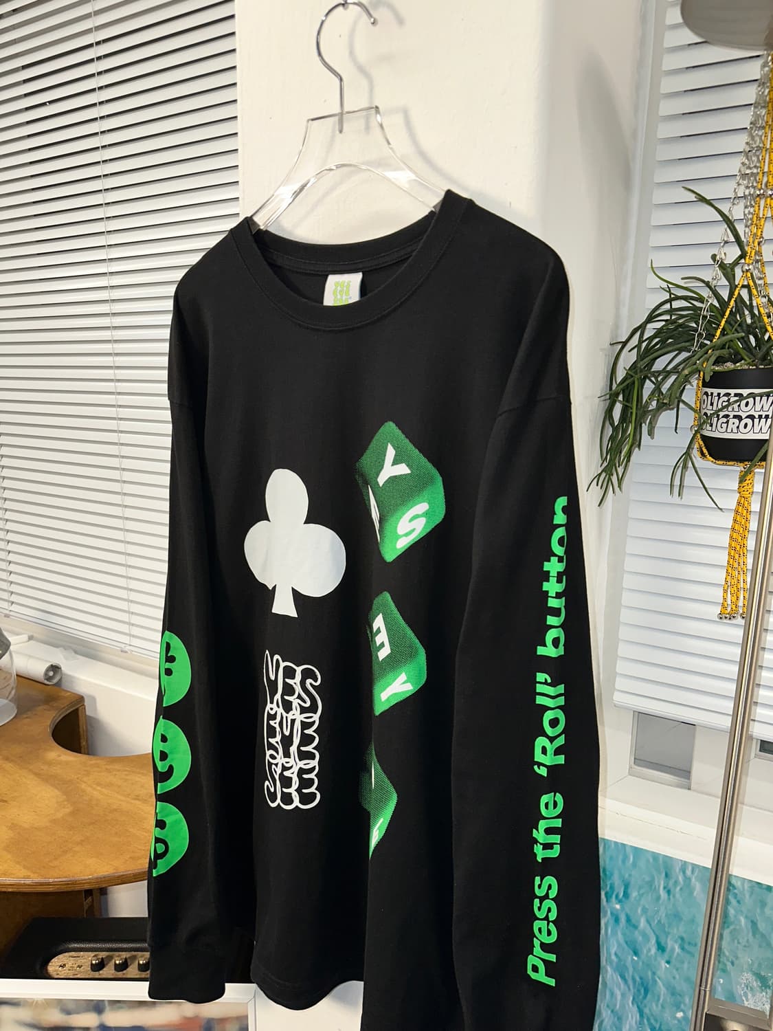 yeseyesee 로고 프린팅 롱슬리브  상품이미지2