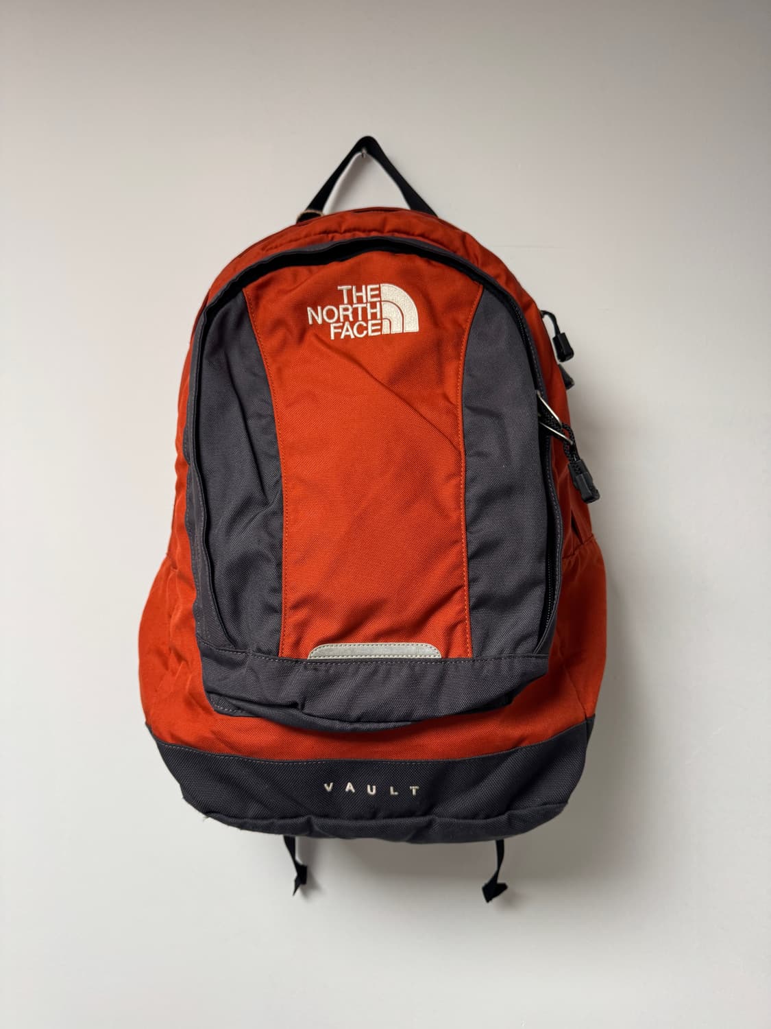 노스페이스 볼트 백팩 오렌지 상품이미지1