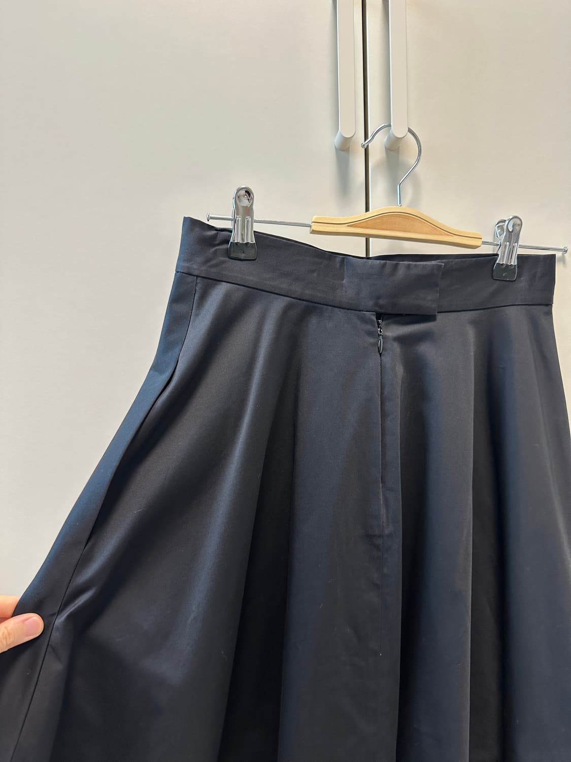 cos 볼륨 스커트 블랙 S 상품이미지2