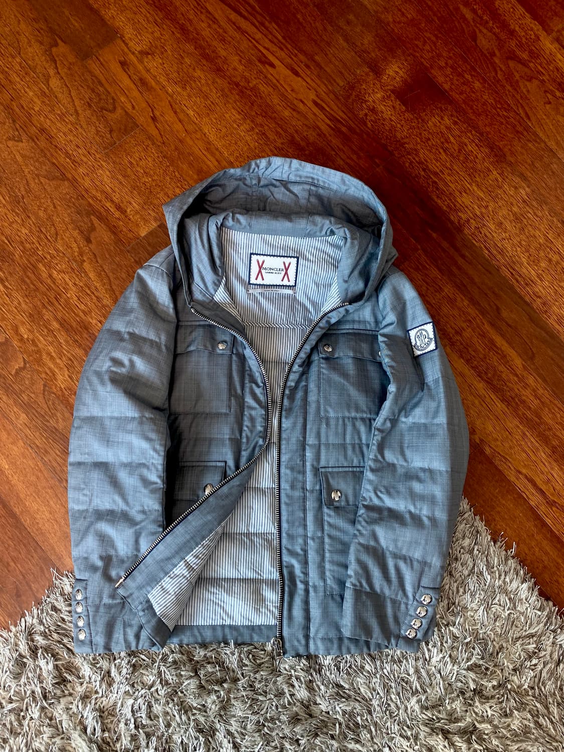 몽클레어 감마블루 울후드 패딩자켓 (95사이즈) 상품이미지4