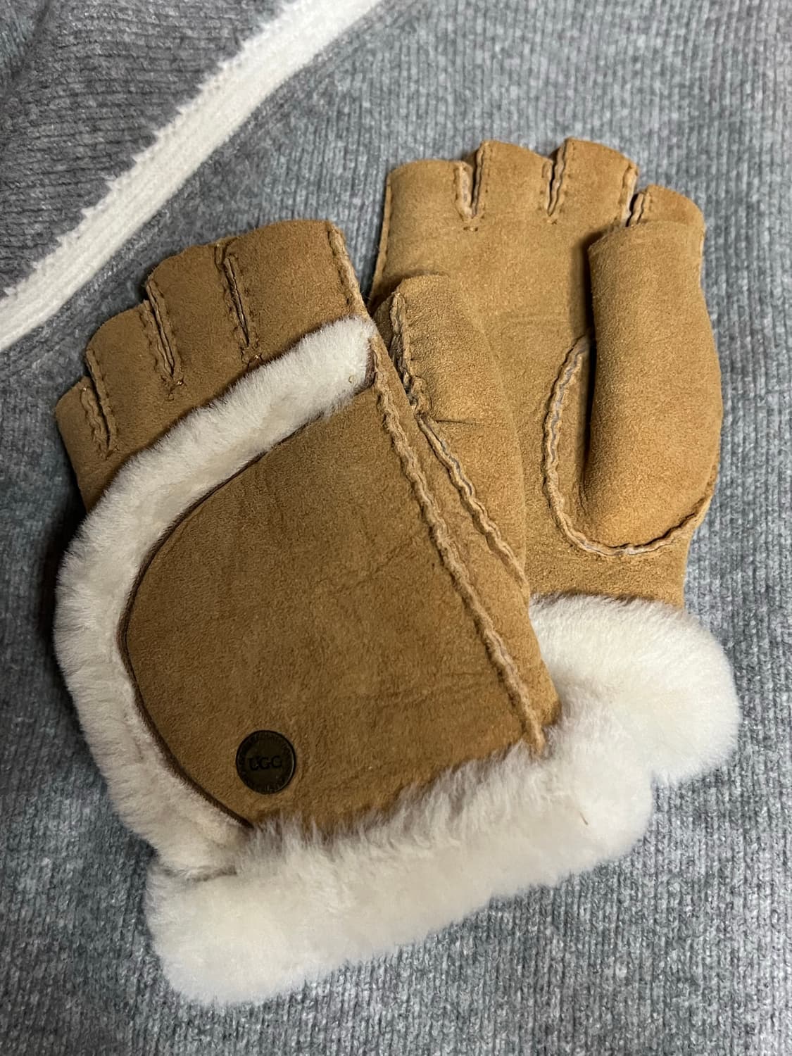 어그 핑거리스 장갑 상품이미지1