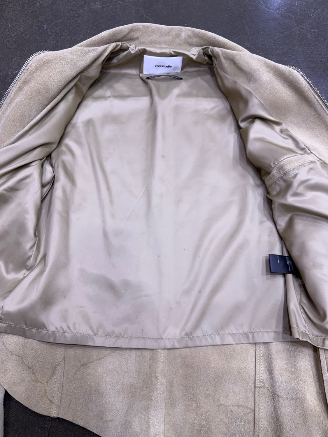 비바스튜디오 언발란스 스웨이드 싱글 라이더자켓 M 상품이미지10