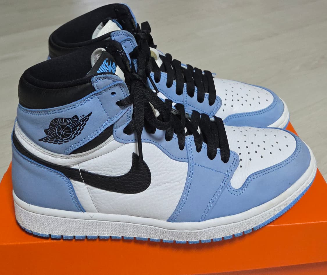 나이키 조던1 하이 레트로 유니버시티 블루 상품이미지4
