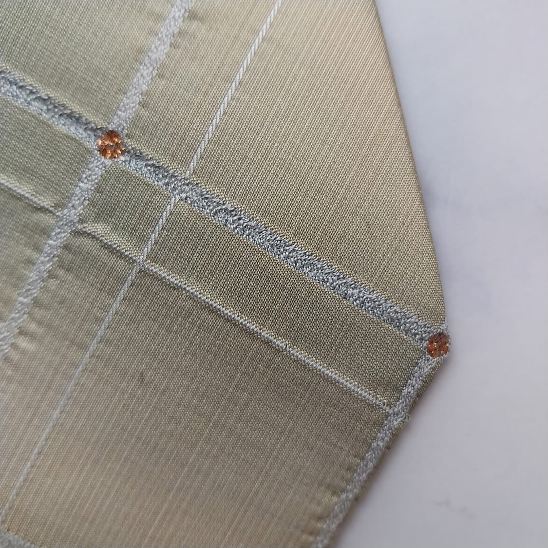 발망 실크 베이지 체크 큐빅 넥타이 9.5cm A등급 K1580
 상품이미지10