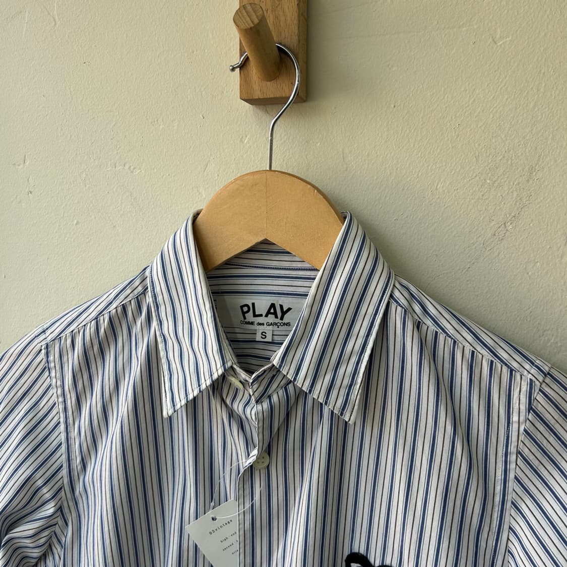 16432 - 꼼데가르송 블랙 와펜 스트라이프 셔츠 상품이미지4