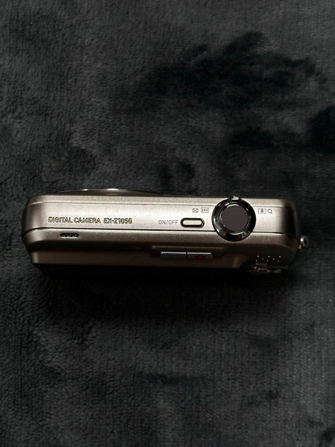 카시오 엑슬림 z1050 디카 골드 상품이미지3