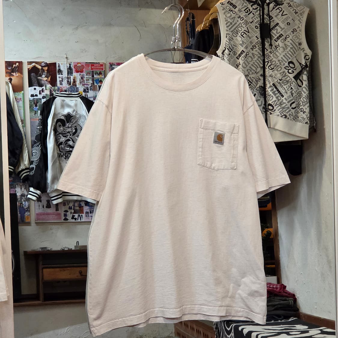 칼하트 화이트 포켓 오버핏 반팔 상품이미지1