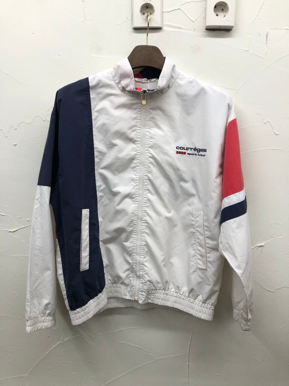 꾸레쥬 스포츠 퓨처 집업 상품이미지1