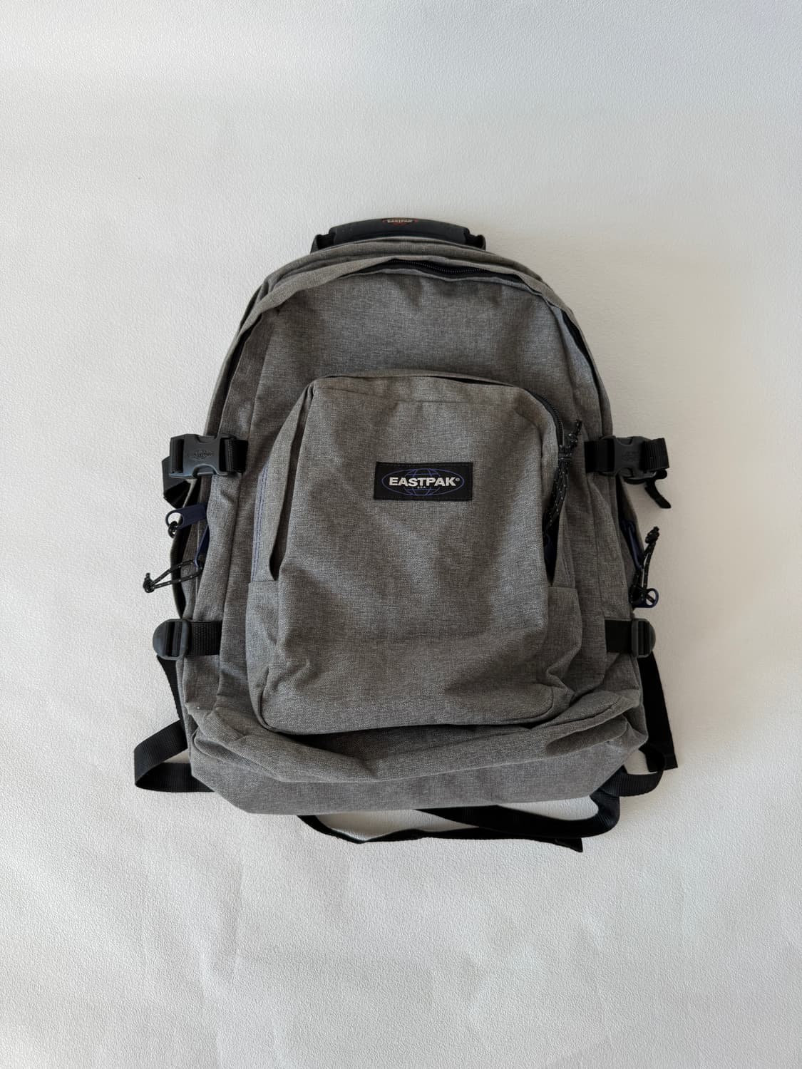 이스트팩(EASTPAK) 백팩 상품이미지1