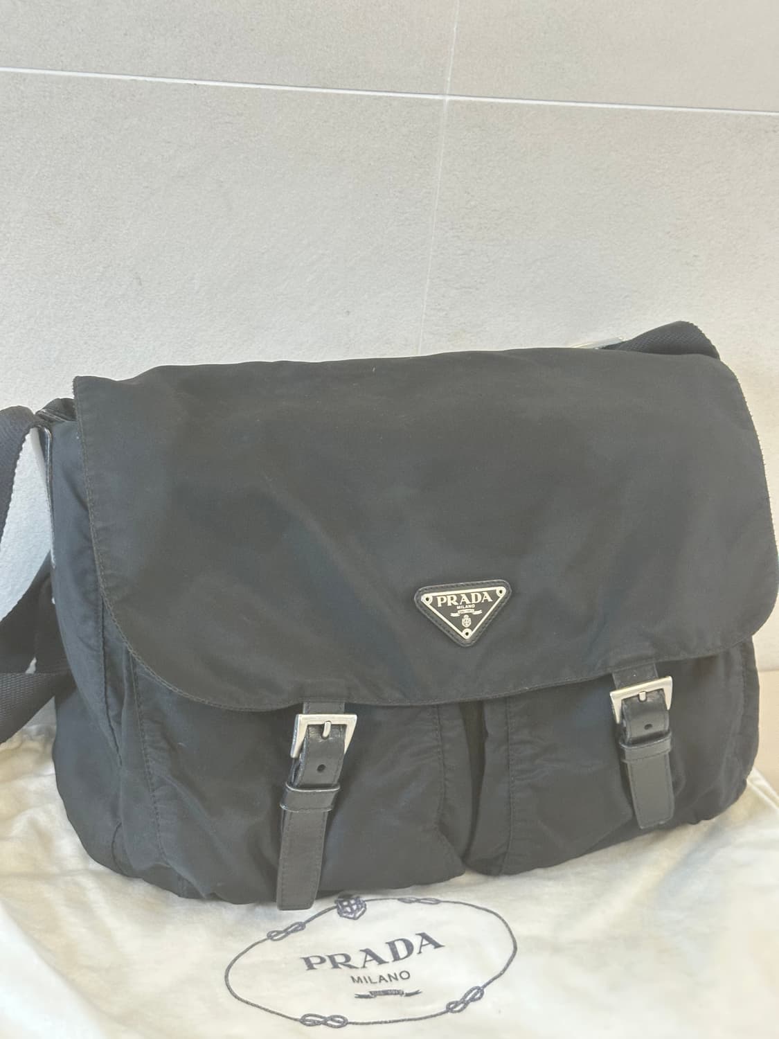 정품 프라다 포코노 나일론 투포켓 메신저백 크로스백 상품이미지6