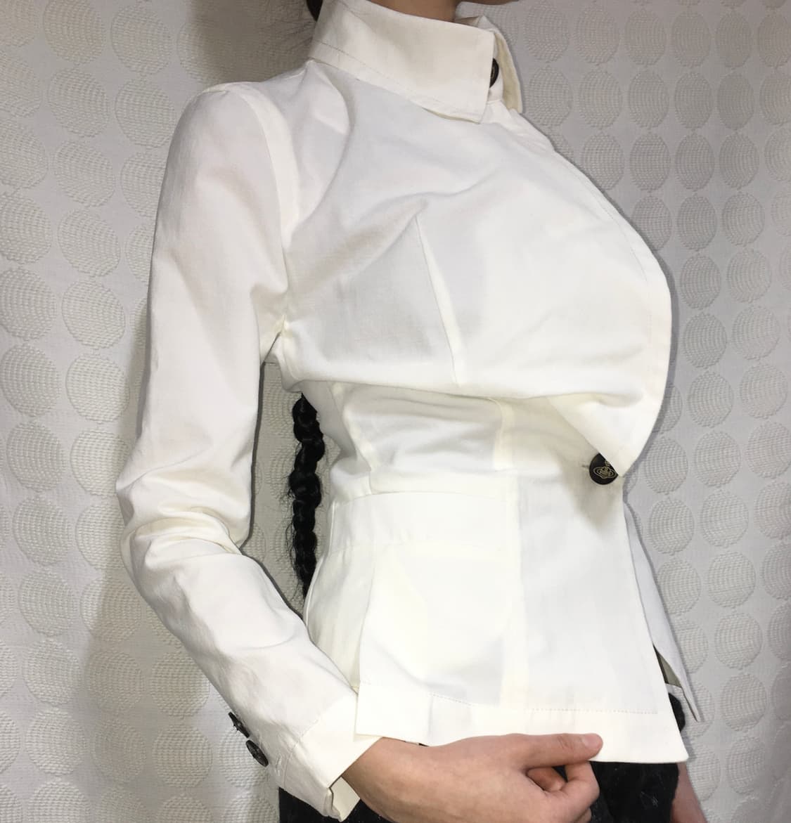 비비안 웨스트우드 화이트 입체 재단 재킷 상품이미지2