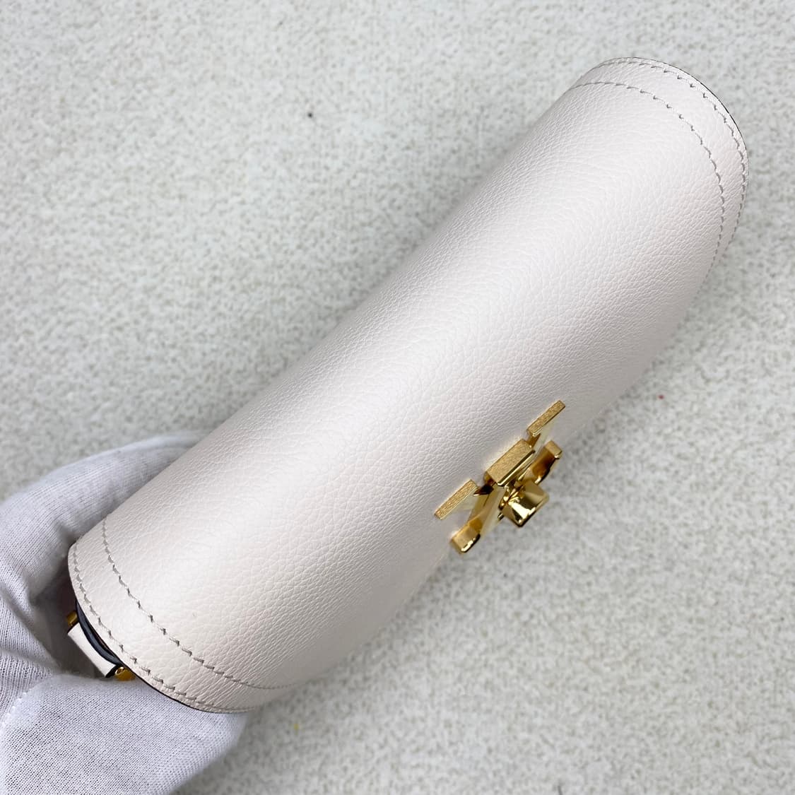 루이비통 크로스백 락미텐더  상품이미지3