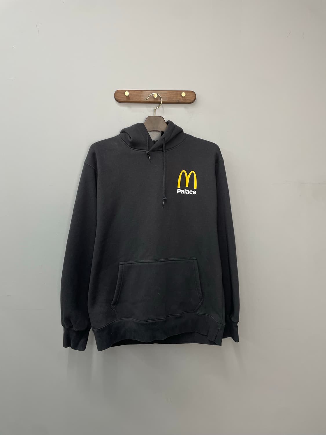 팔라스 x 맥도날드 콜라보 로고 후드티 H1826 상품이미지3