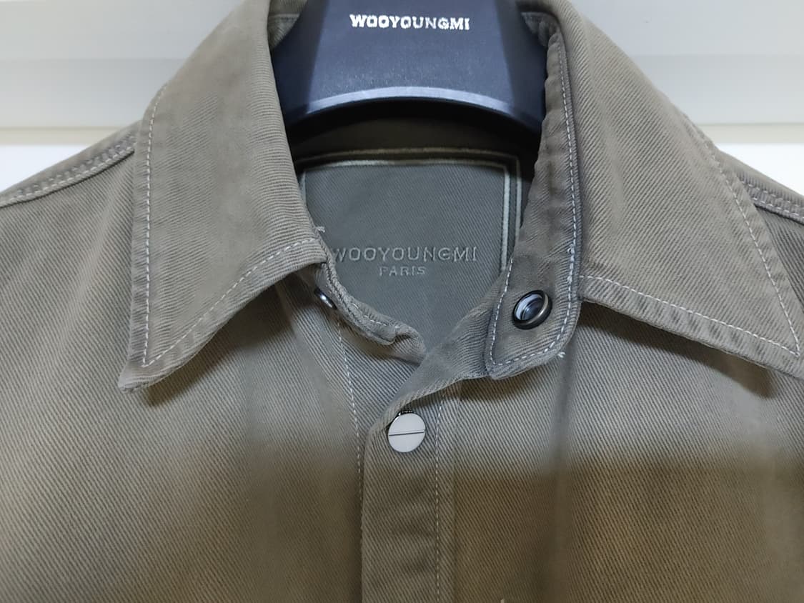 우영미 22fw 블리치드 샘플 자켓 팝니다 상품이미지4