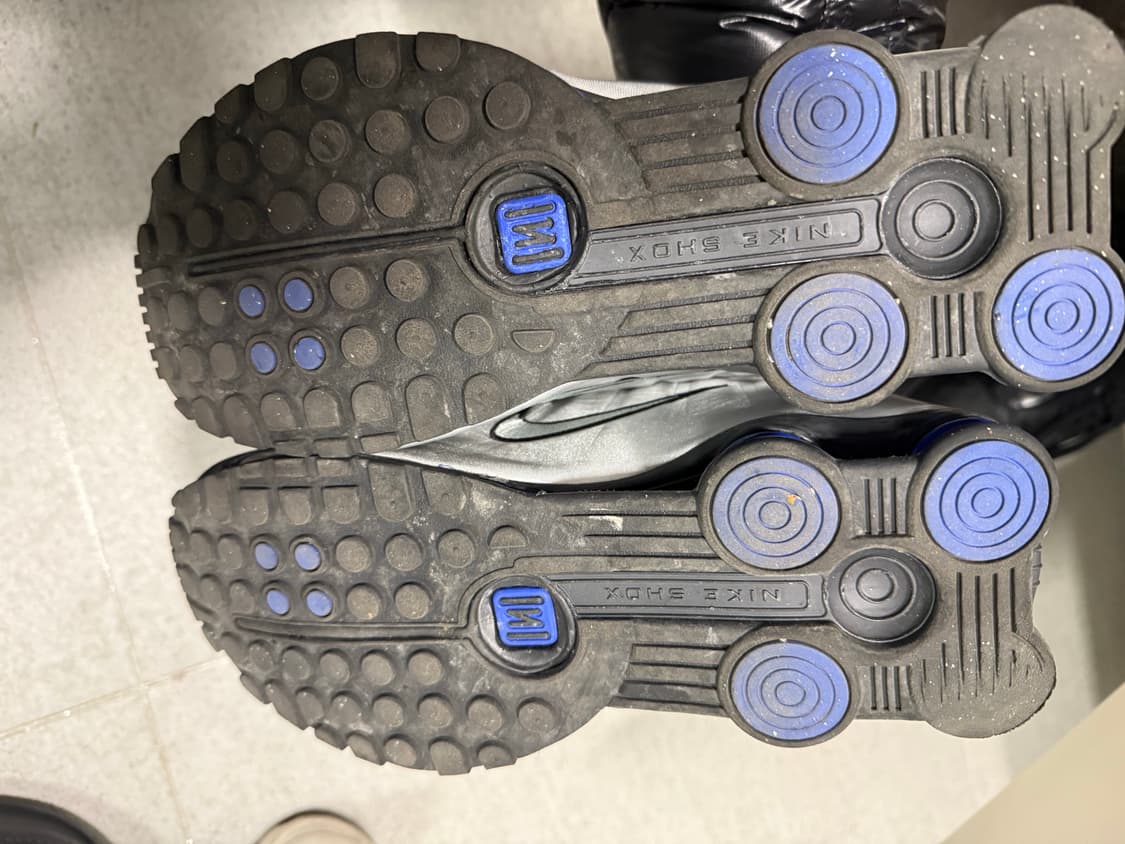 (W265) 나이키 샥스r4 메탈릭실버 앤 블랙 상품이미지4