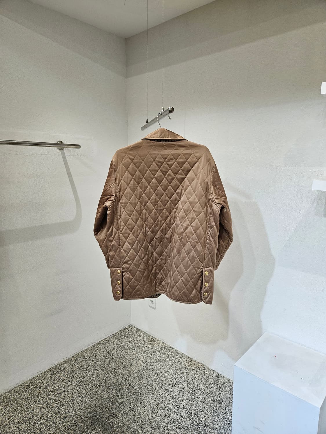 닥스 퀄팅 하프 자켓 상품이미지2