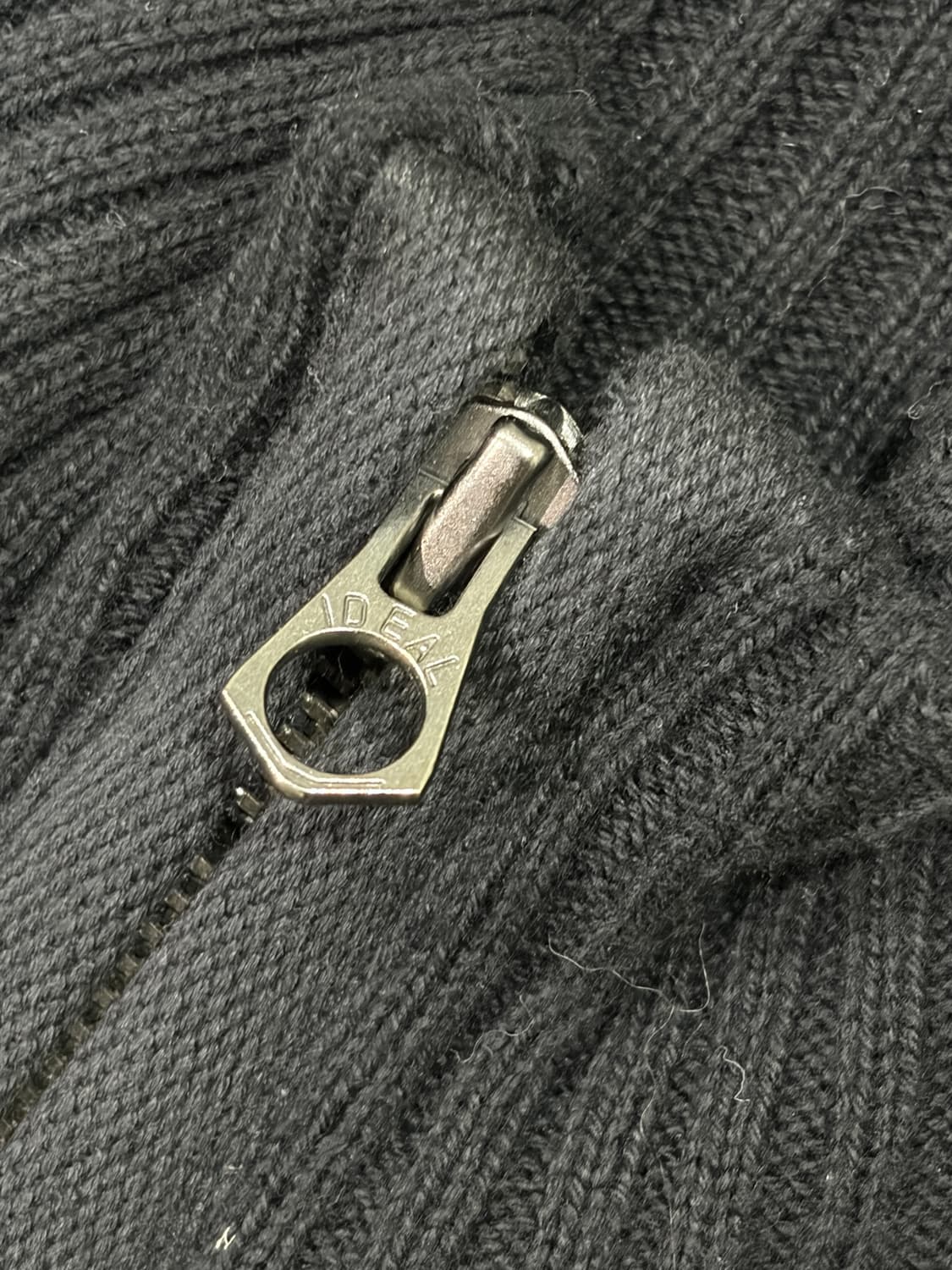 폴로 블랙 하프 집업 상품이미지3