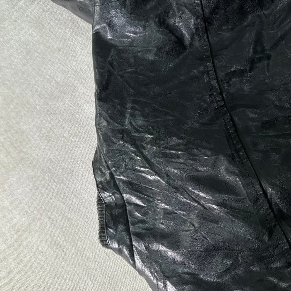 95 리바이스 00s 가죽 라이더 자켓 상품이미지4