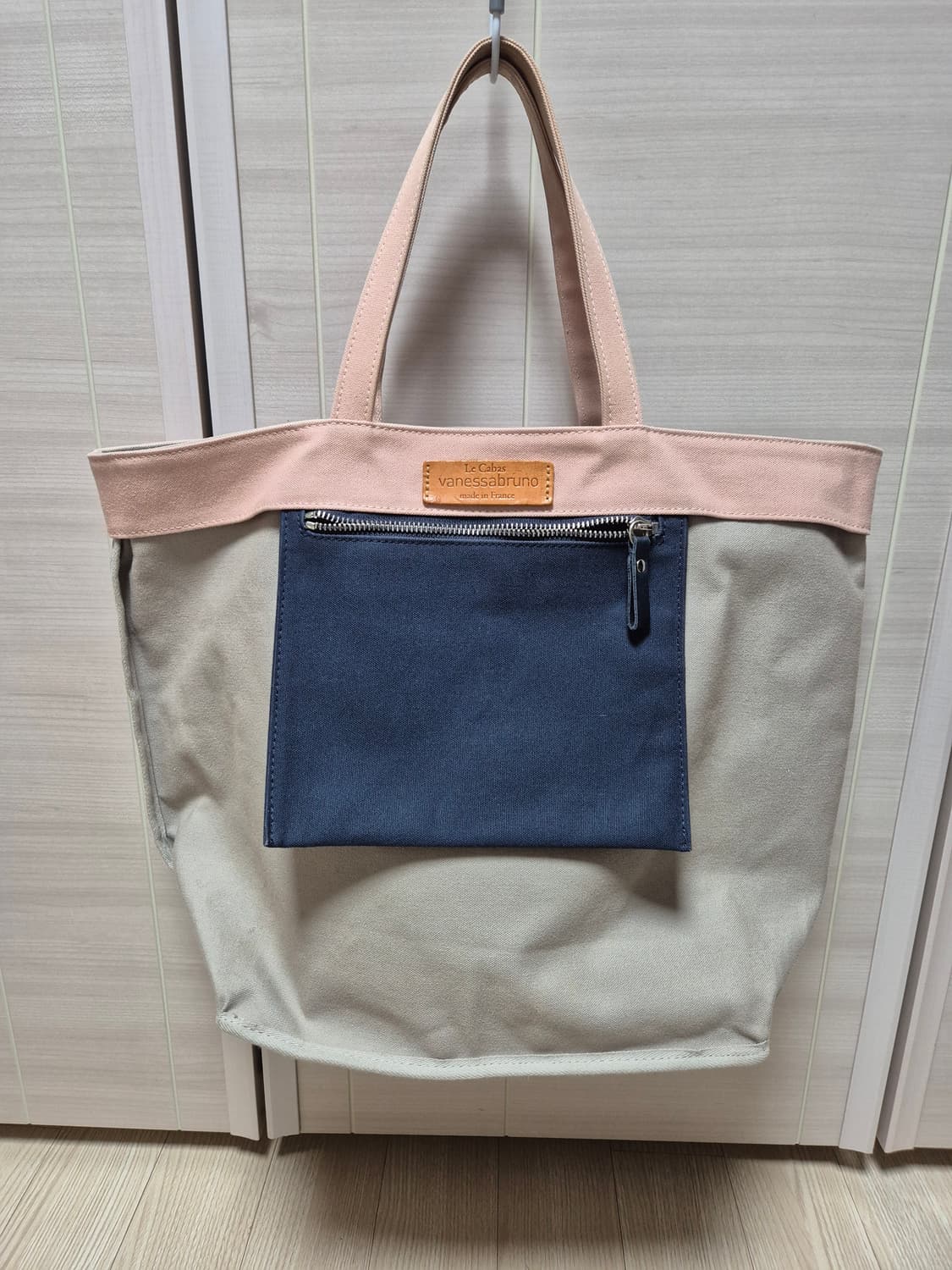 아떼바네사브루노 포켓배색 그랜드 카바스백 캔버스가방 상품이미지2