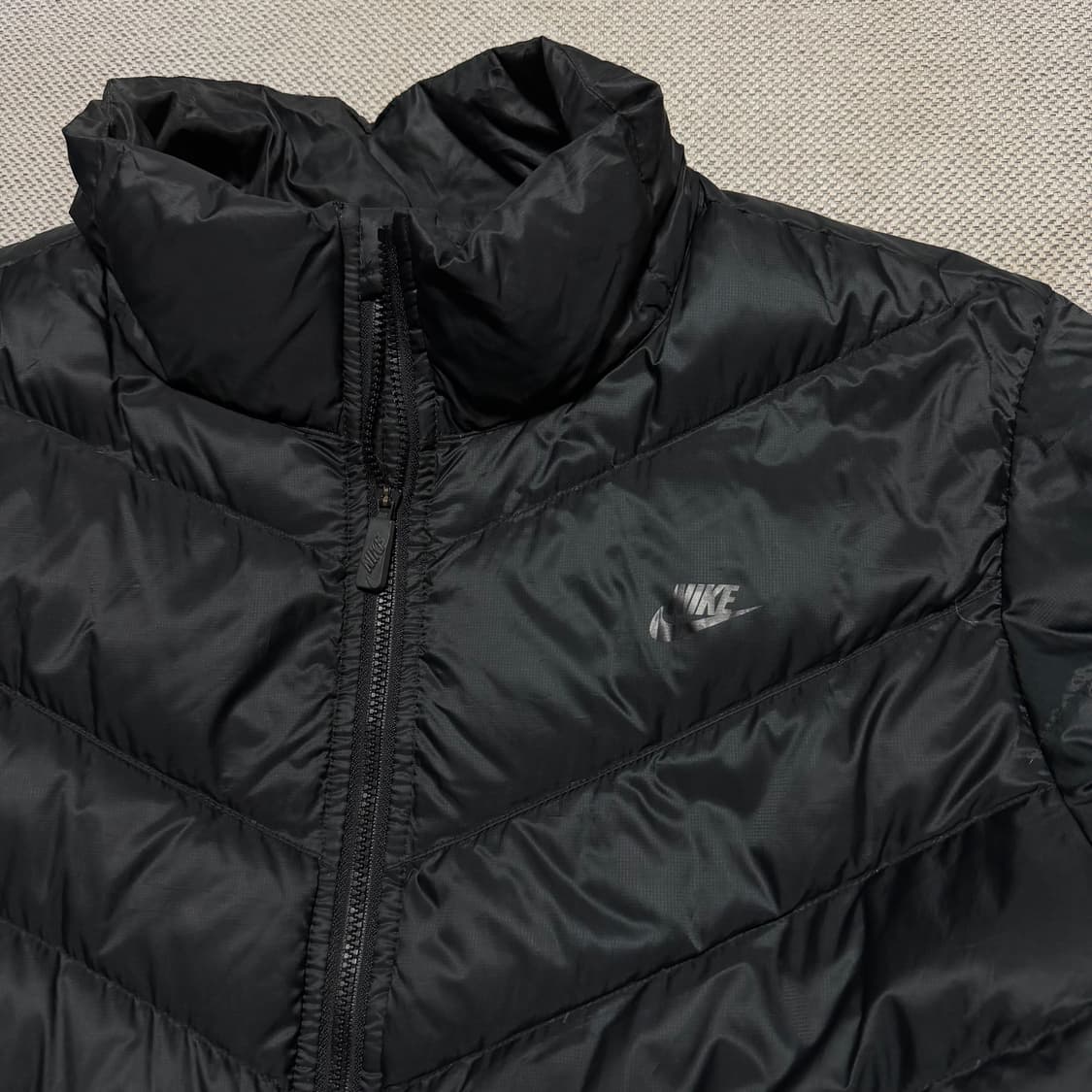 나이키 스몰로고 경량 패딩 자켓 상품이미지2