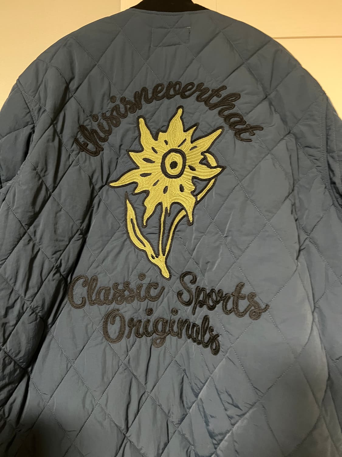 디네댓 자수 퀼팅자켓 상품이미지4