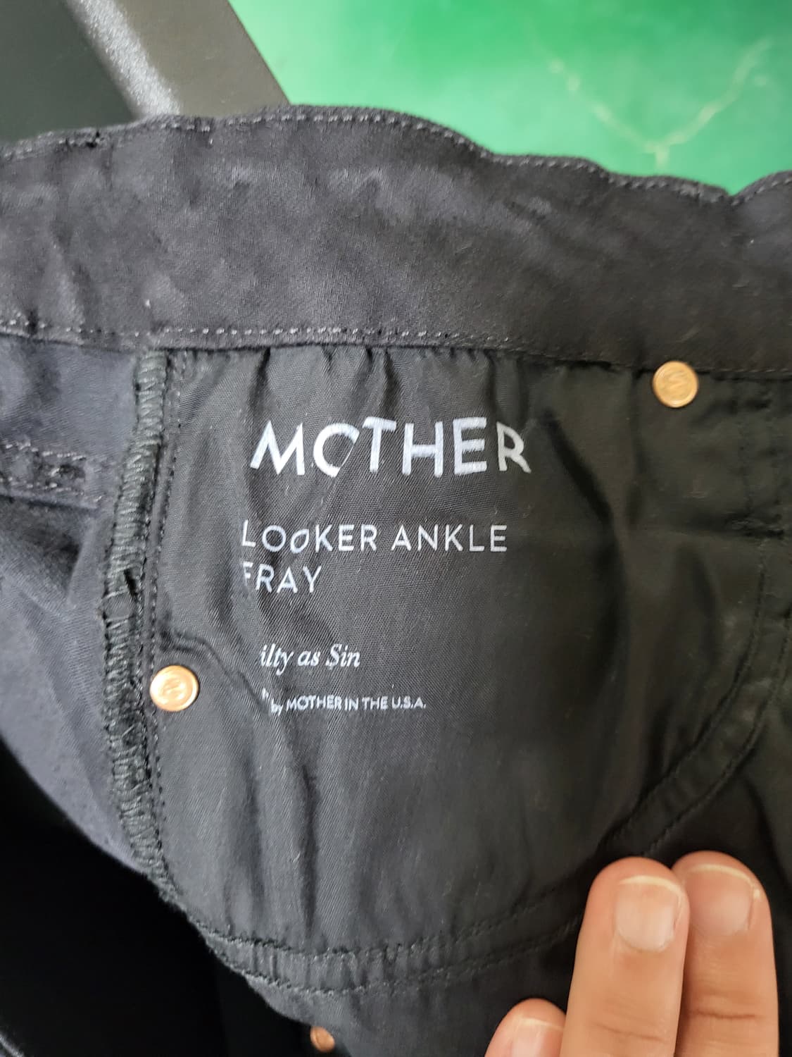 mother 데미지컷팅 블랙 스키니진 상품이미지7