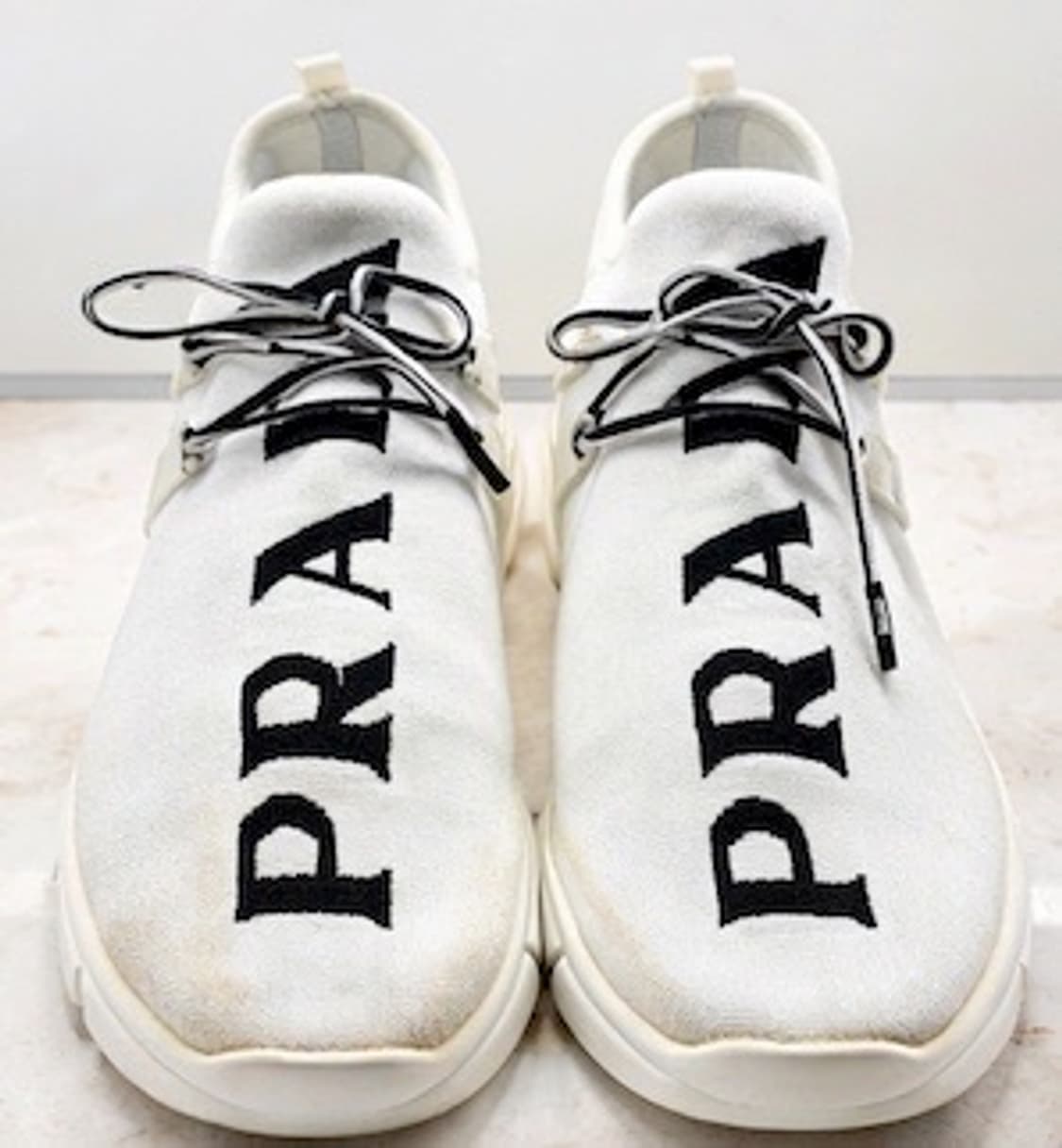 프라다 XY 니트 스니커즈 화이트 블랙 상품이미지3