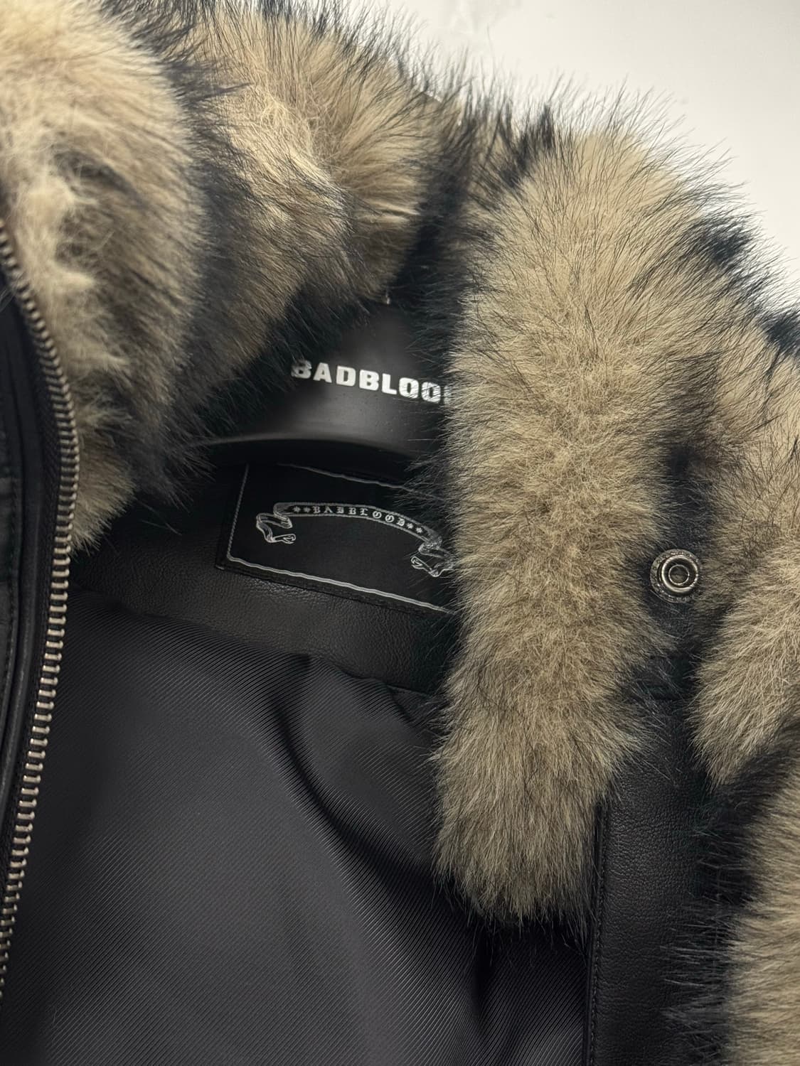배드블러드 퍼자켓 상품이미지8