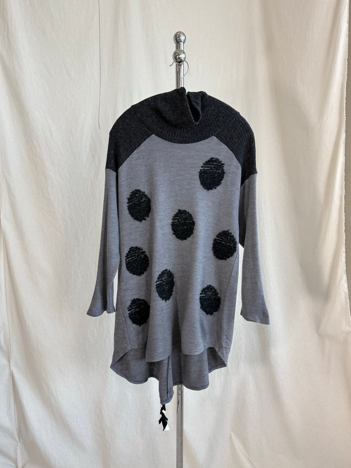 Anna Stesia 도트 니트 튜닉 탑 상품이미지2