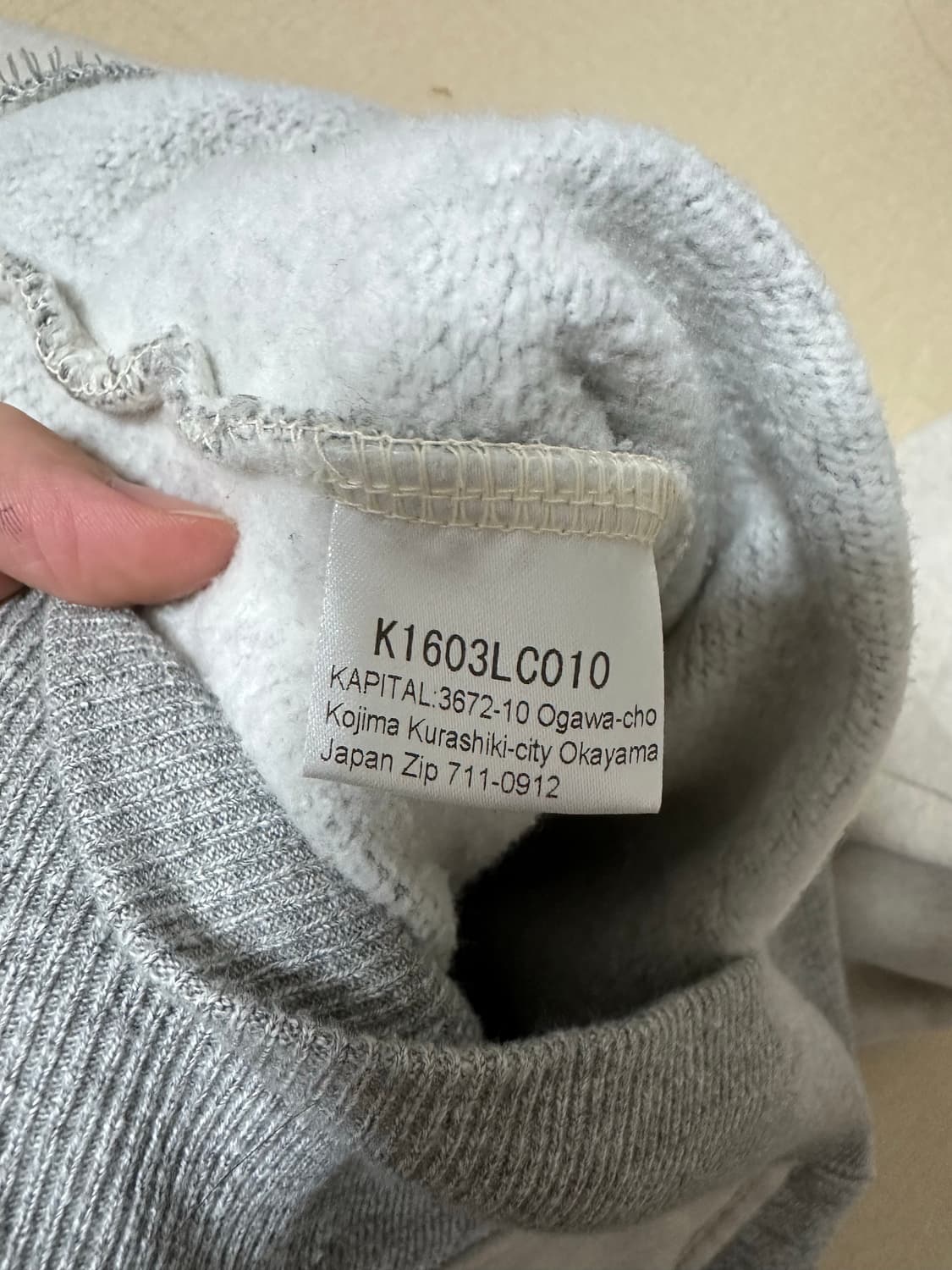 캐피탈 서프 후드티 상품이미지5