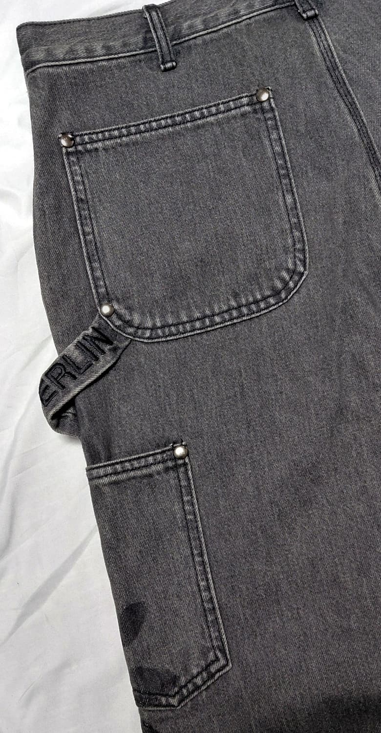 [L] 더 뮤지엄 비지터 플라워 아트워크 더블니 카펜터 데님 팬츠 상품이미지10