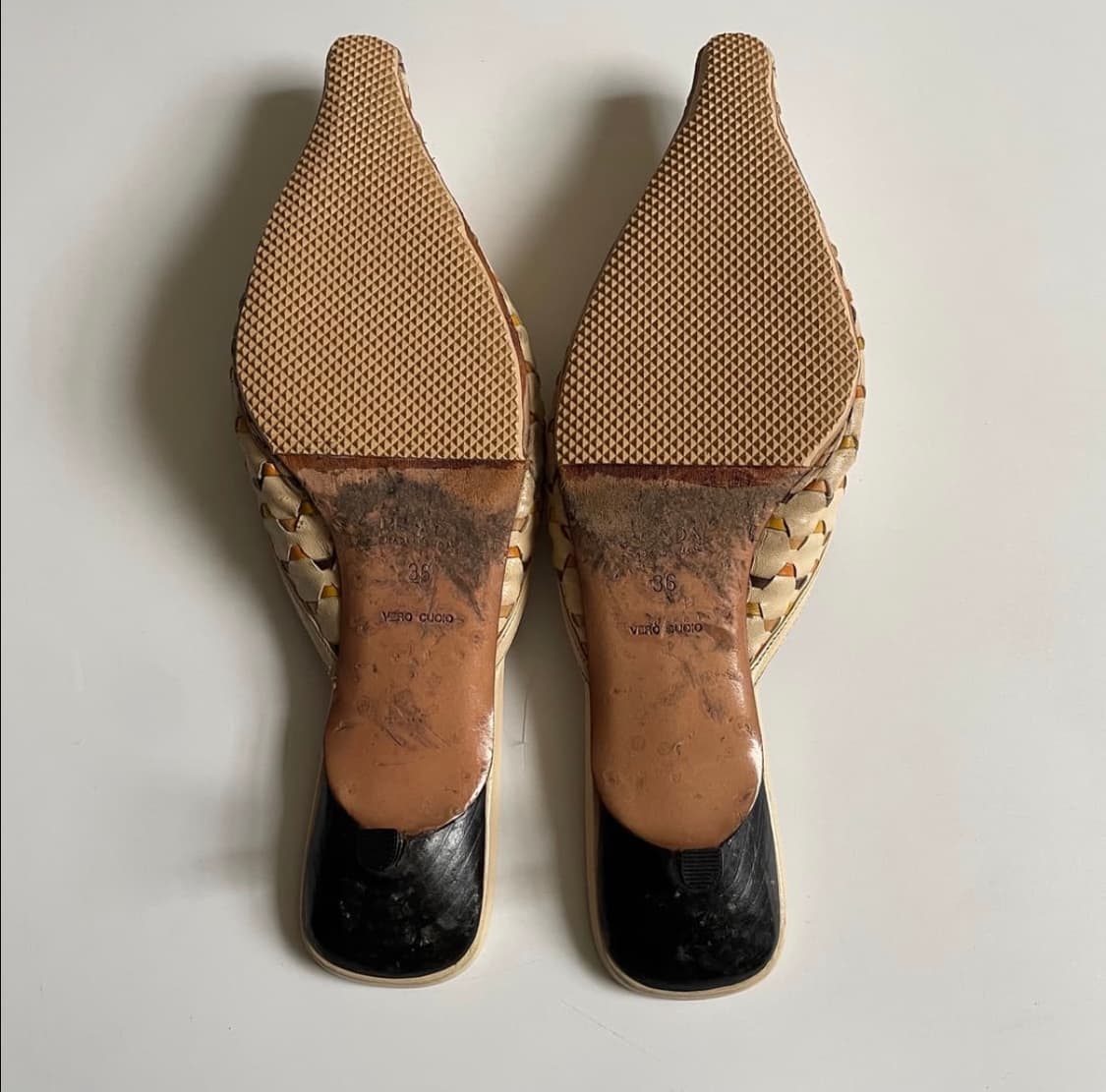 프라다 뮬 상품이미지4