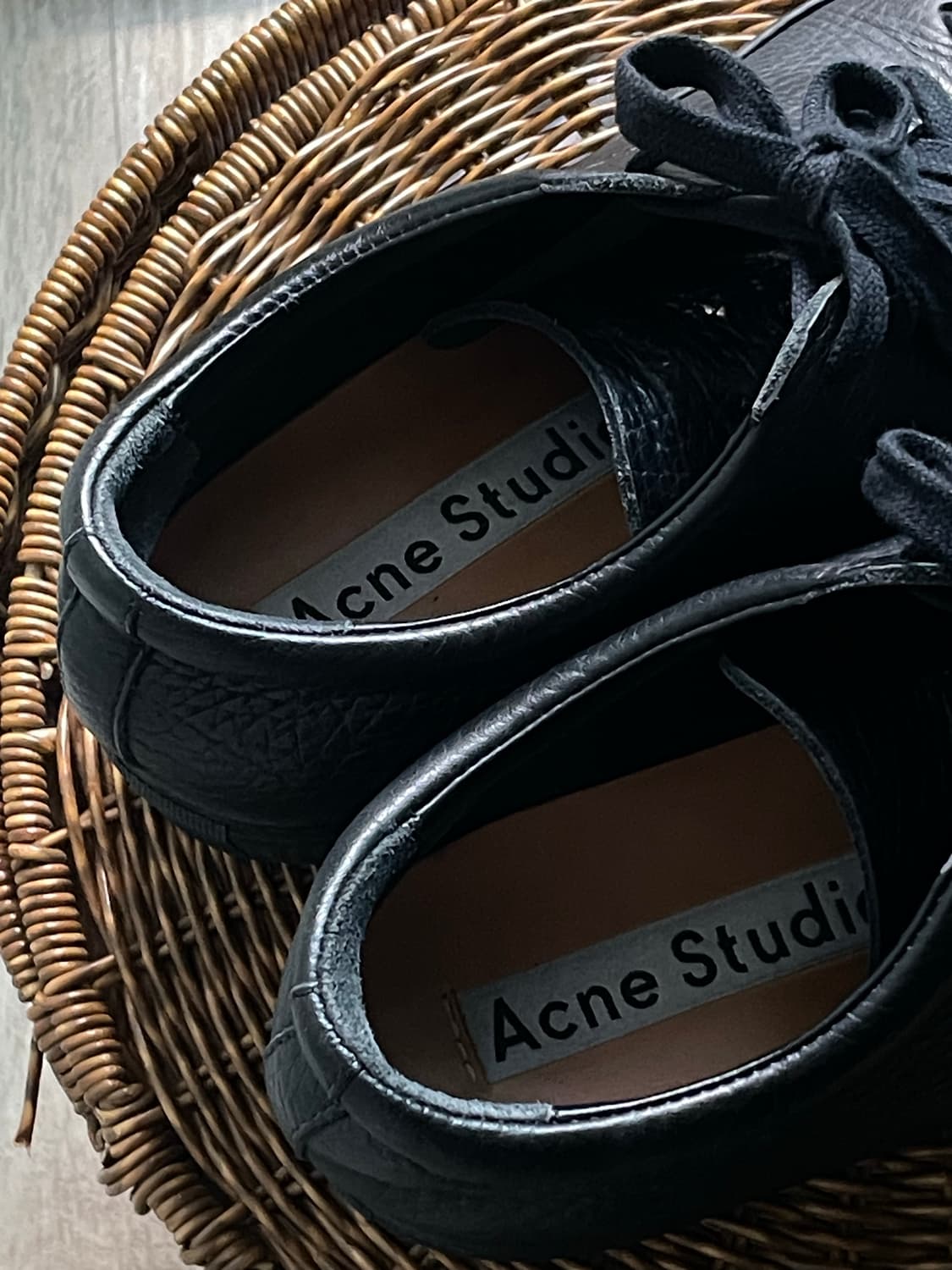 아크네 스튜디오 아드리아나 그레인 레더 스니커즈 42 상품이미지4