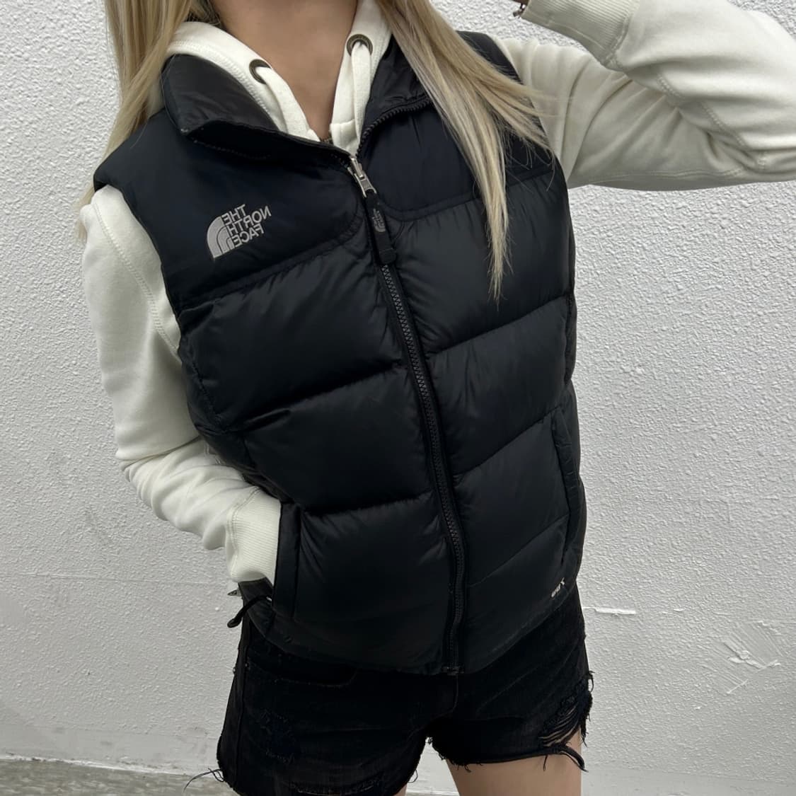 노스페이스 700 눕시 블랙 패딩조끼 85 ( 여성용 ) 상품이미지1