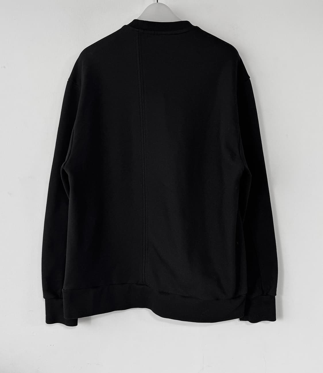 닐바렛 시그니처 썬더 맨투맨 상품이미지6