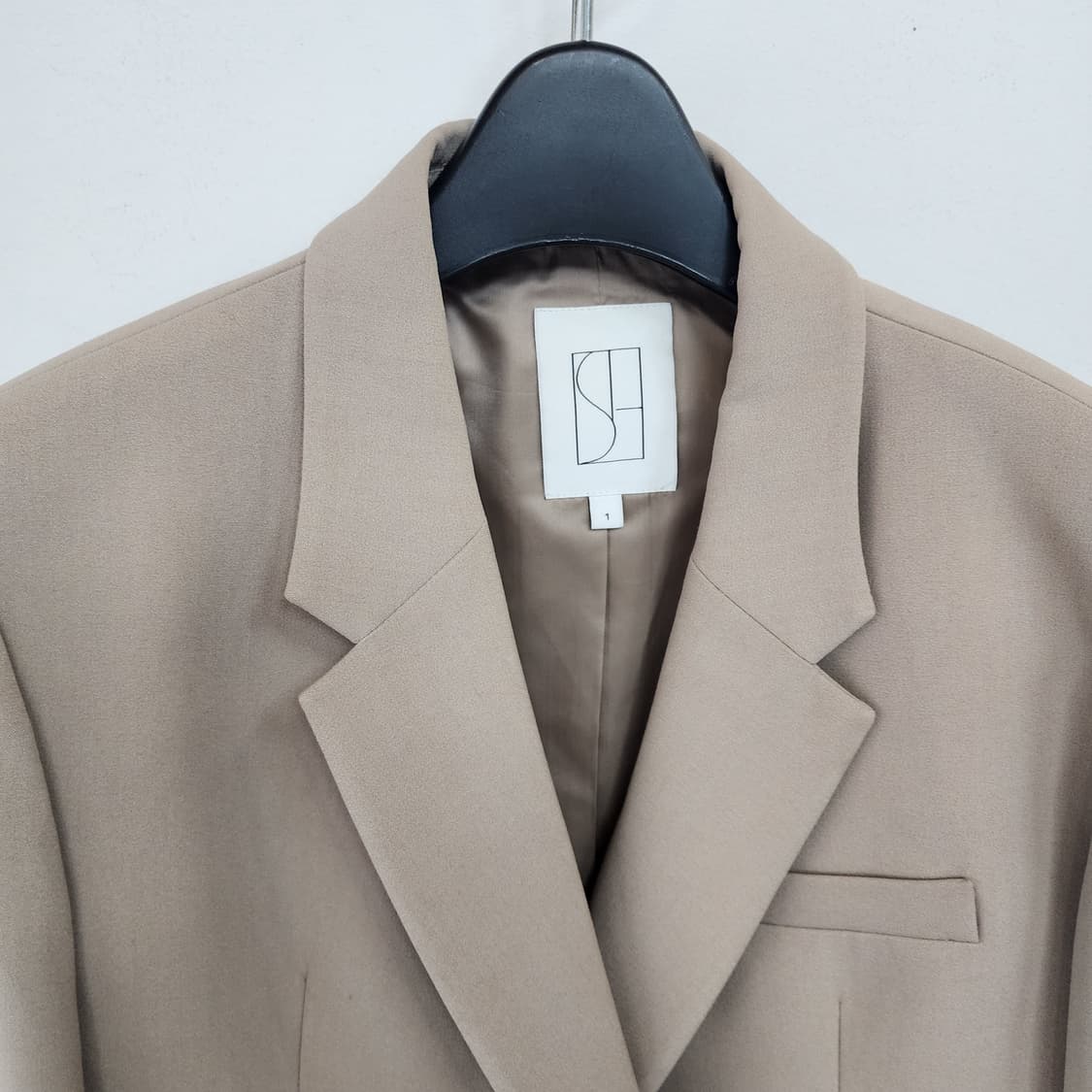 시에 베이지색 기본핏 블레이저 자켓 상품이미지2