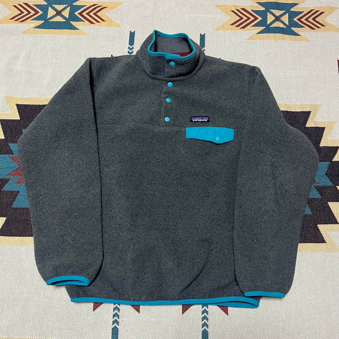 파타고니아 신칠라 스냅티 우먼 M 니켈그레이 상품이미지1