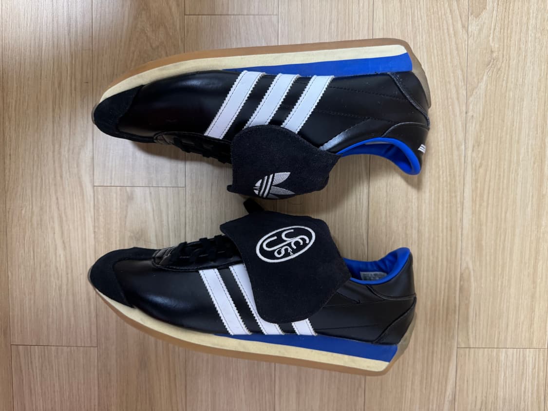 아디다스-예스아이씨 콜라보 신발 상품이미지4