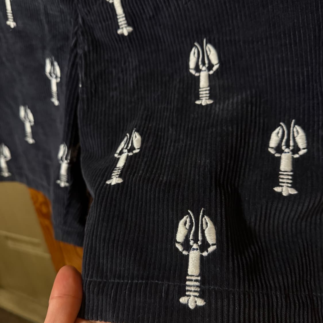 톰브라운 코듀로이 스콜피온 반바지 판매 합니다. 상품이미지4