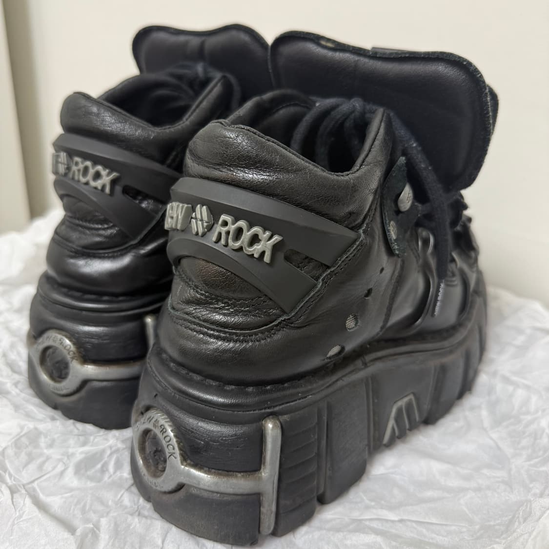 뉴락 메탈릭 아이코닉 클래식 플랫폼 하이탑 EU 39(250) 상품이미지5