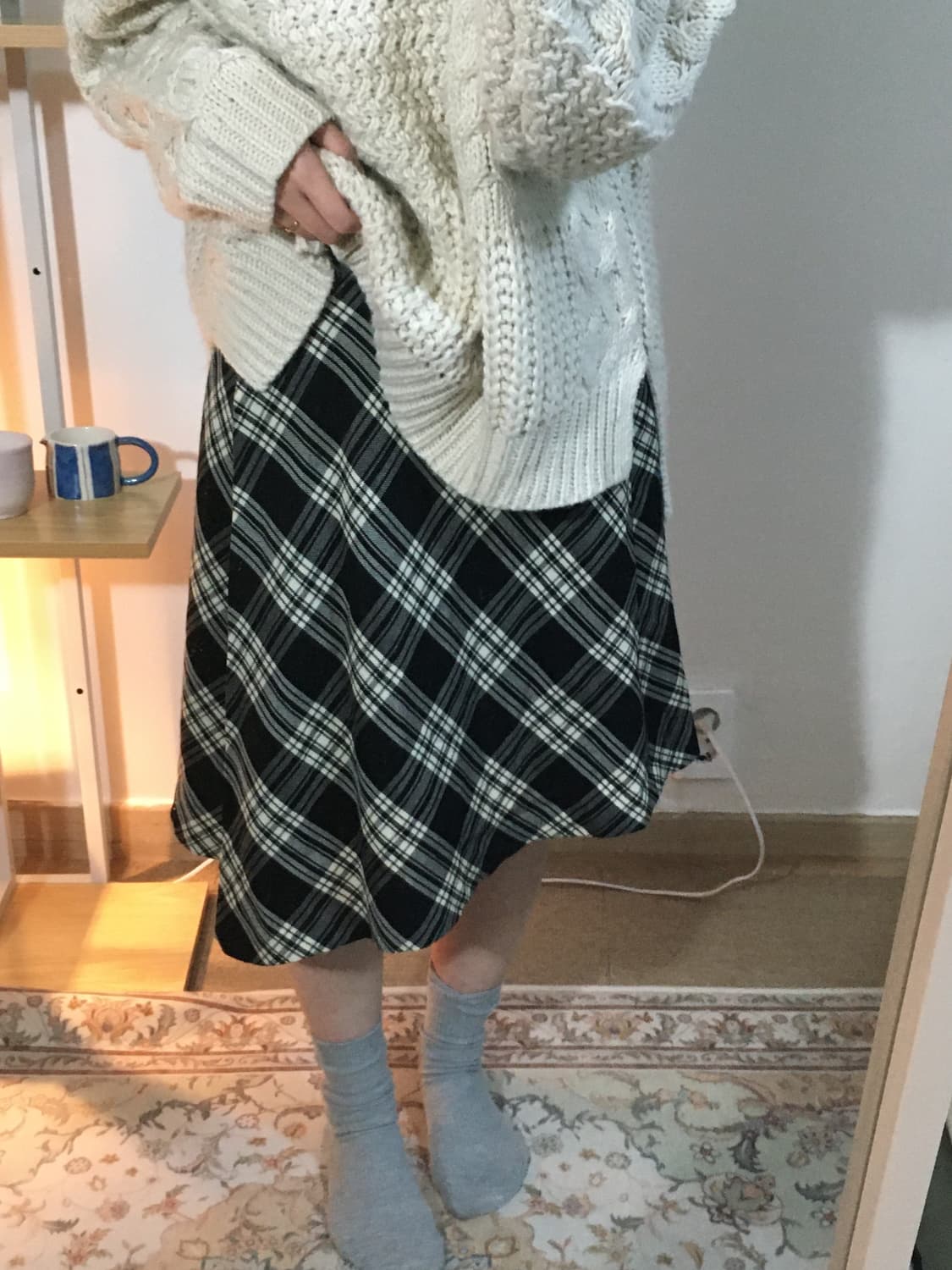 블랙 체크 핀턱 스커트 상품이미지3