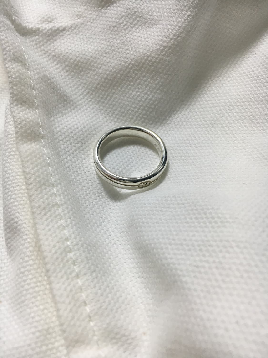 구찌 다이애그널 인터로킹 G 씬 반지13호 상품이미지4