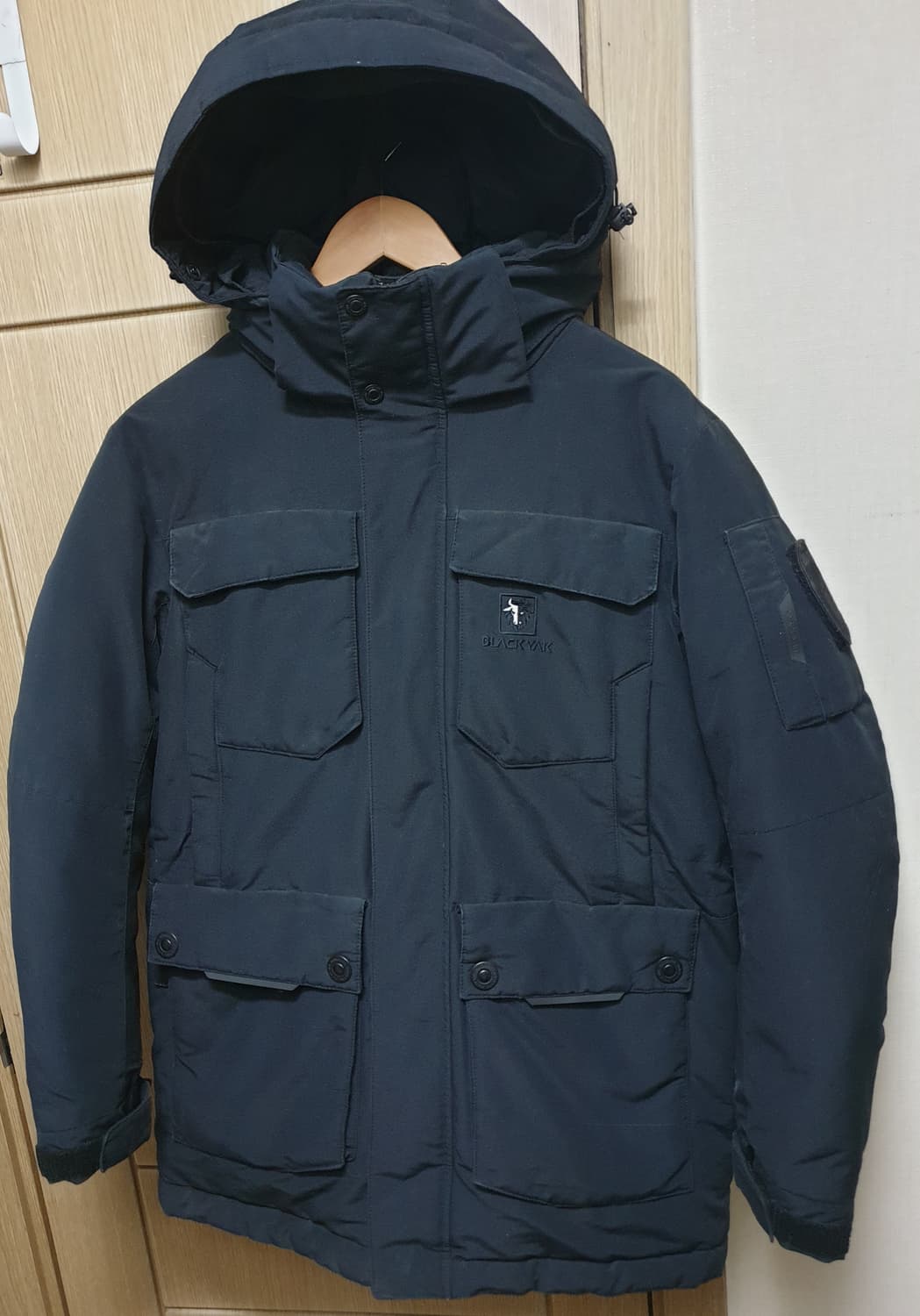 블랙야크 구스다운 패딩 자켓 블랙 (90) 상품이미지1