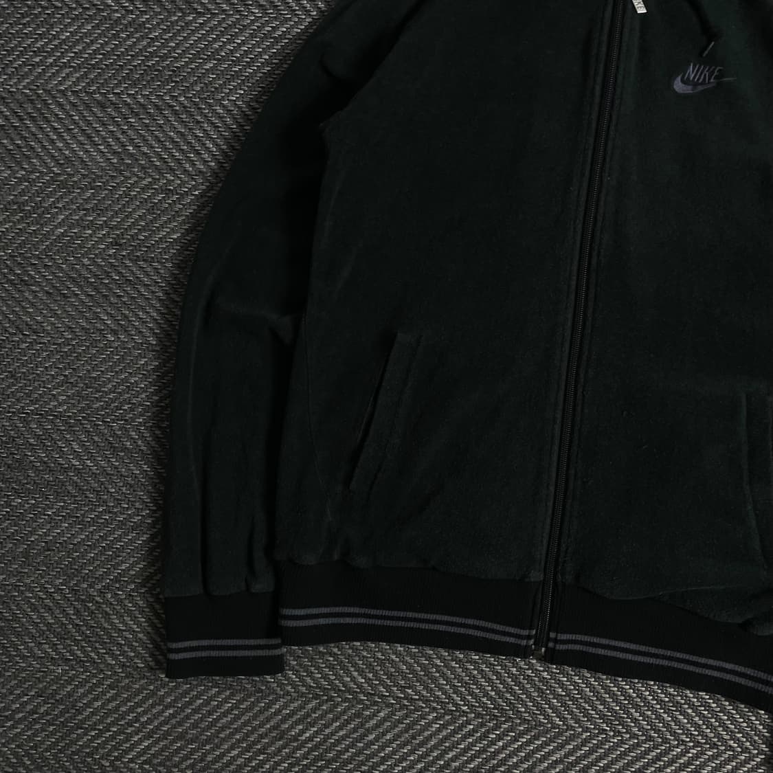 나이키 퓨추라 로고 벨벳 후드 트랙탑 져지y 3329 상품이미지4