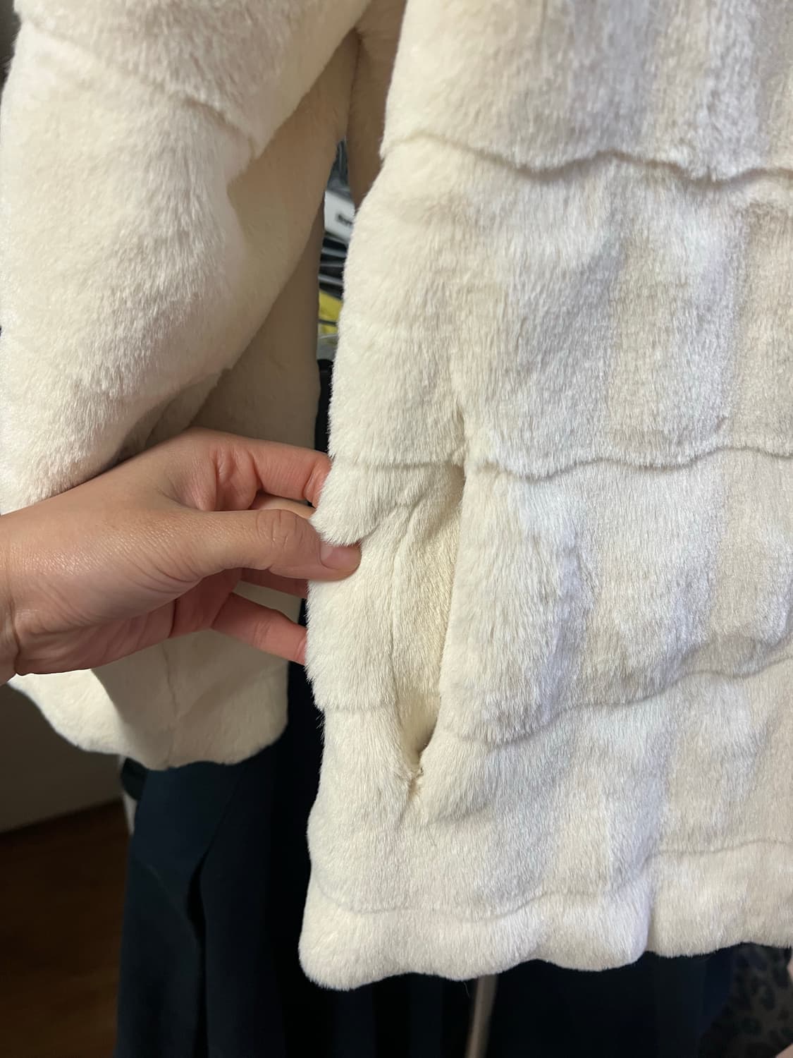 아이보리 퍼 자켓 코트 상품이미지3