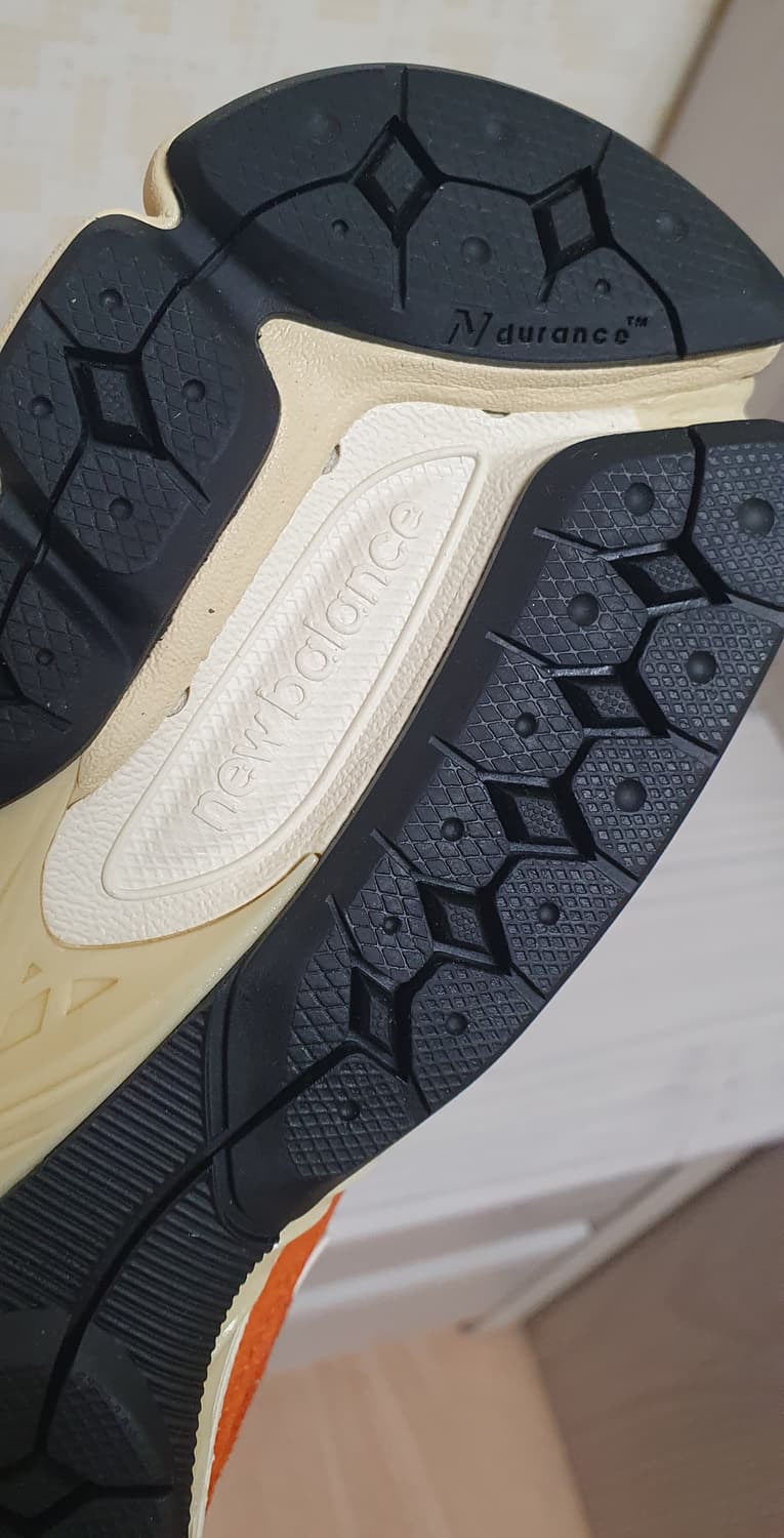 뉴발란스 2002 러스트 옥사이드 265사이즈 판매 상품이미지9