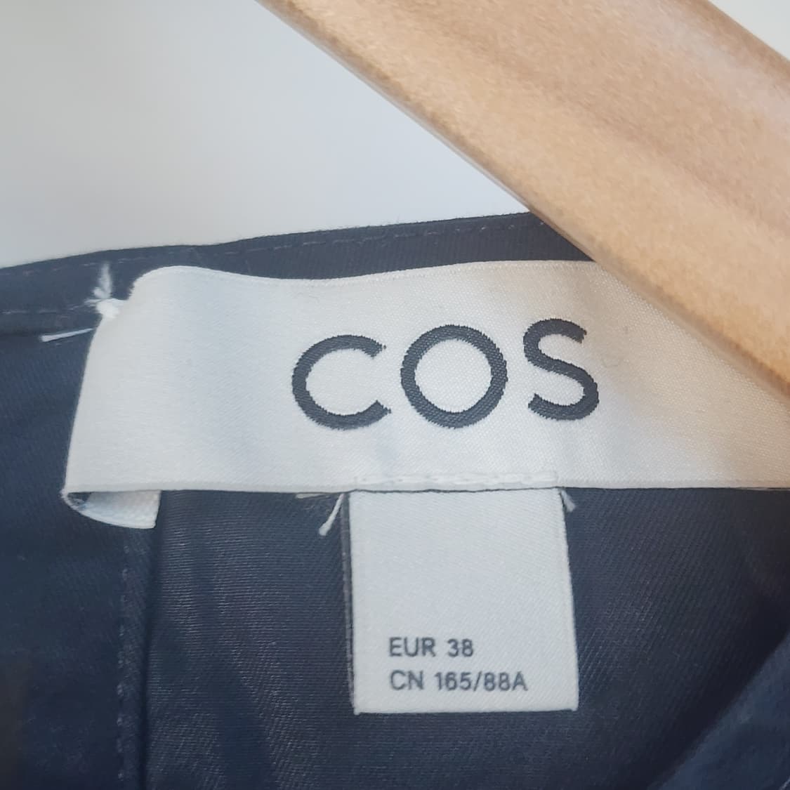 코스 블랙 슬리브 블라우스 상품이미지2