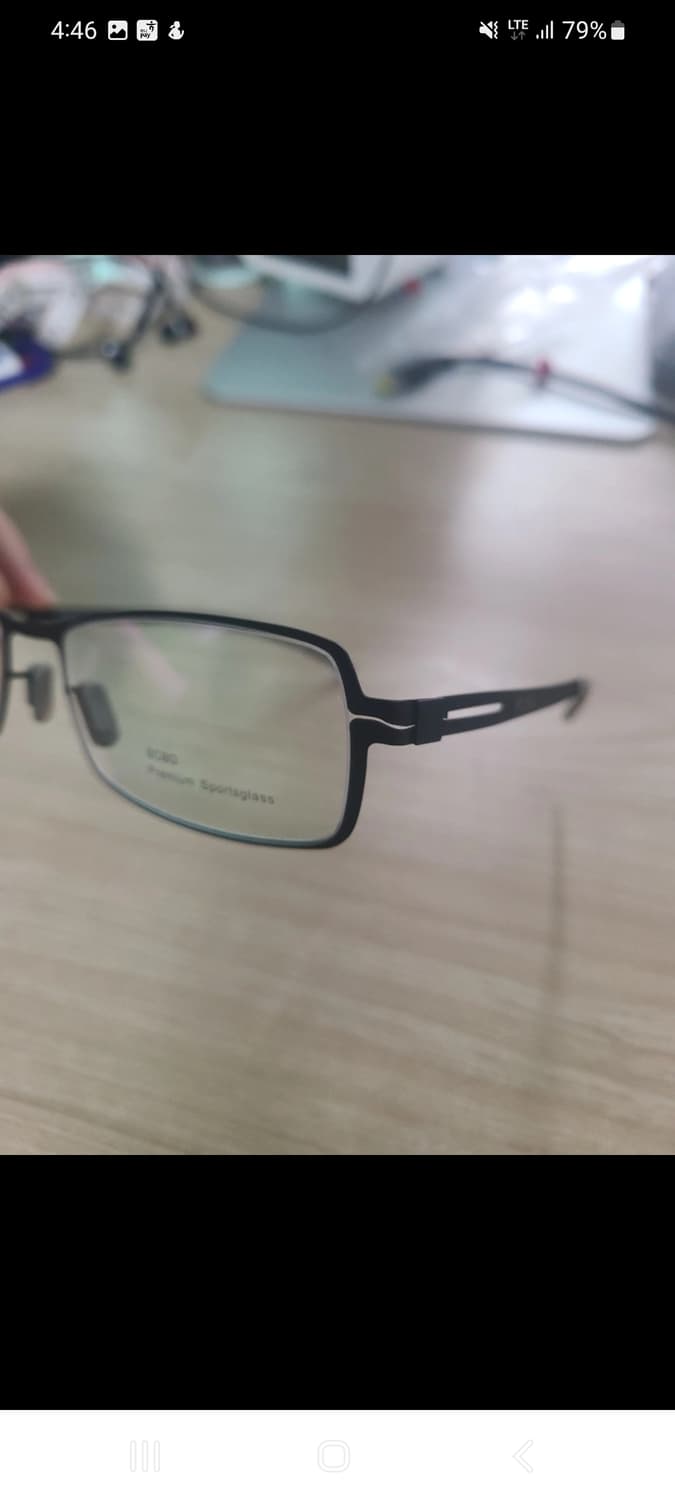 BCBG M.A. CE 브랜드의 안경테 상품이미지5