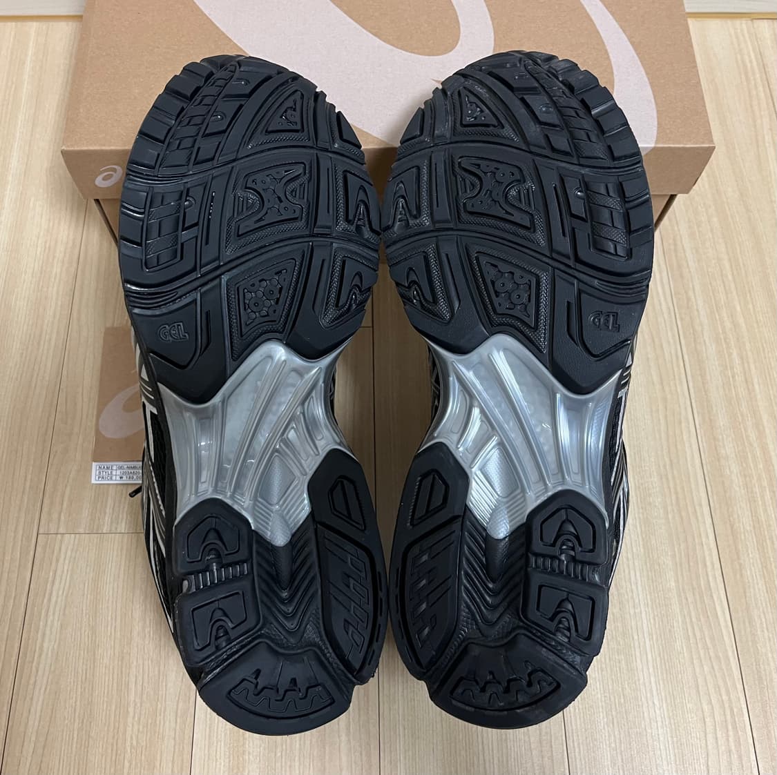 [285] 아식스 젤 님버스 10.1 블랙 퓨어실버 한국한정 상품이미지5