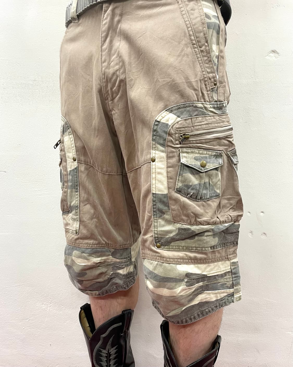 Camo Armour Bermuda Pants 상품이미지4